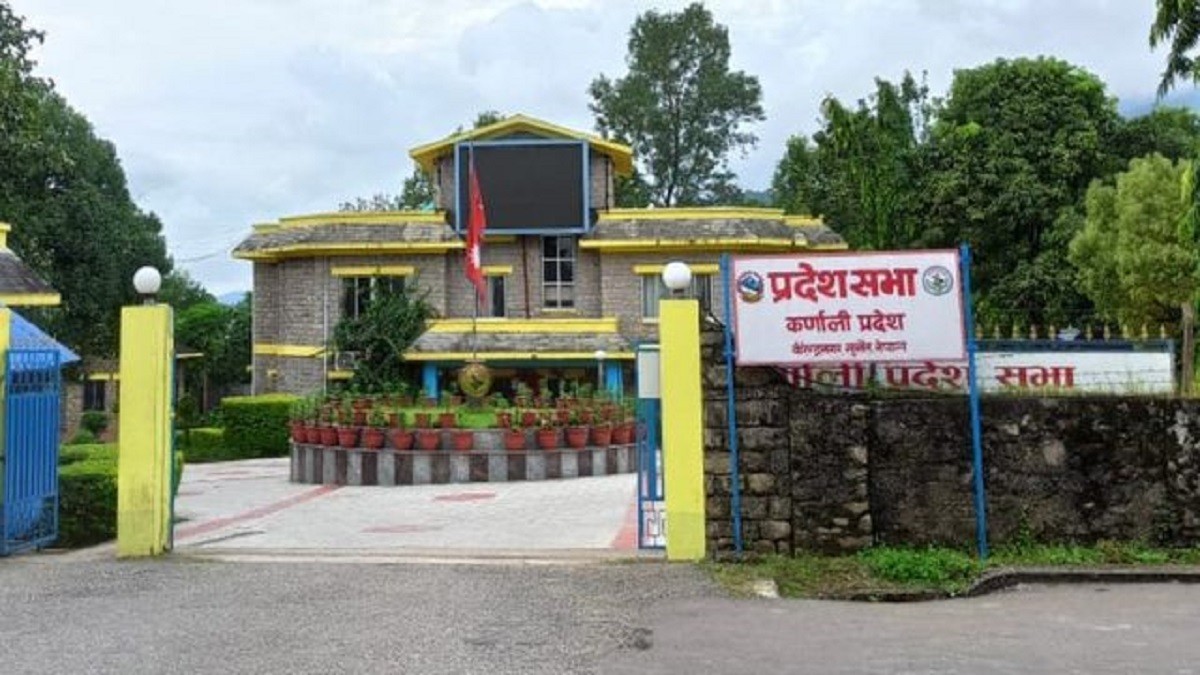 कर्णालीमा कांग्रेस, माओवादी आठ मन्त्रालय बनाउने सहमति नजिक