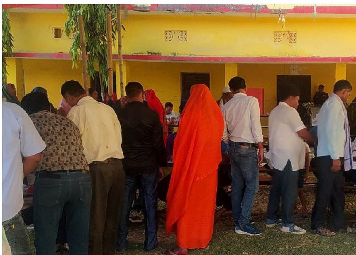 बारा–२ उपनिर्वाचनः १५ प्रतिशत मतदान 