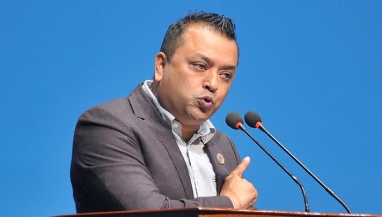 शरणार्थी प्रकरणको अनुसन्धानमा  ‘ठगी गिरोहको भिआइपी जालो’ उजागर हुँदै– गगन थापा