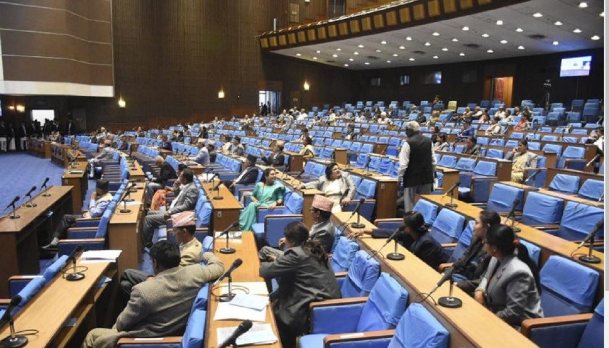 राप्रपाले अवरोध गरेपछि संसद बैठक १५ मिनेटका लागि स्थगित