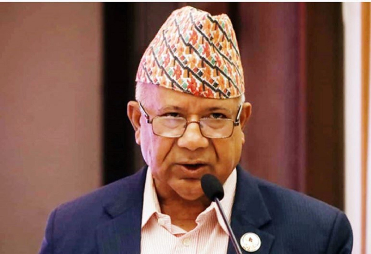 शरणार्थी प्रकरणमा संलग्न अपराधी मात्रै होइनन्, राष्ट्रद्रोही पनि हुँन–माधव नेपाल