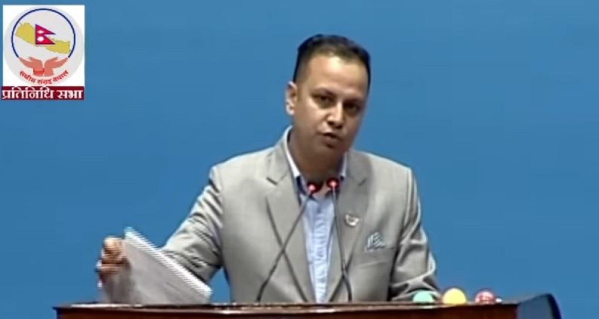 शरणार्थी प्रकरणमा संलग्न आरोपीले मोबाइल फर्म्याट गर्ने मौका किन पाइराखेको छ : मनिष झा