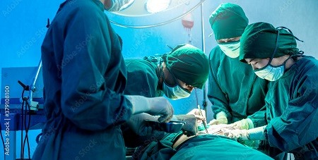 एम्बुलेन्स दुर्घटनामा परेकी गोरखाका श्रृजनाको शल्य क्रिया गरि बच्चा निकालियो