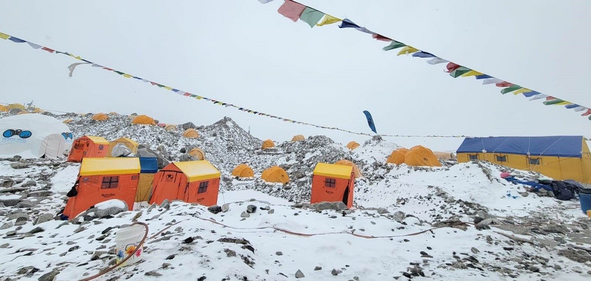 यस सिजनमा मात्रै सगरमाथामा ११ आरोहीले गुमाए ज्यान