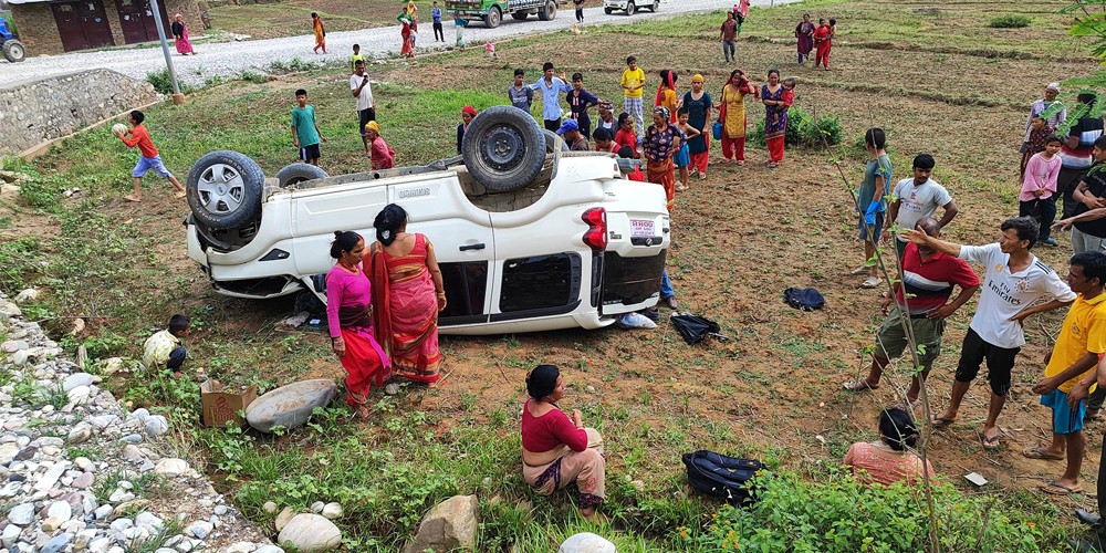 कर्णाली प्रदेश मामिला समितिका सभापति खड्का गाडी दुर्घटना