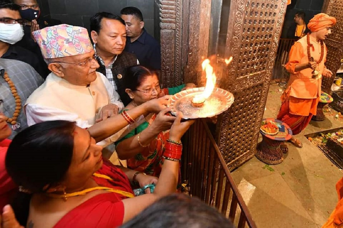 नेपाल विभिन्न चाडपर्व, संस्कृति र सम्पदाले सम्पन्न मुलुक हो : अध्यक्ष ओली