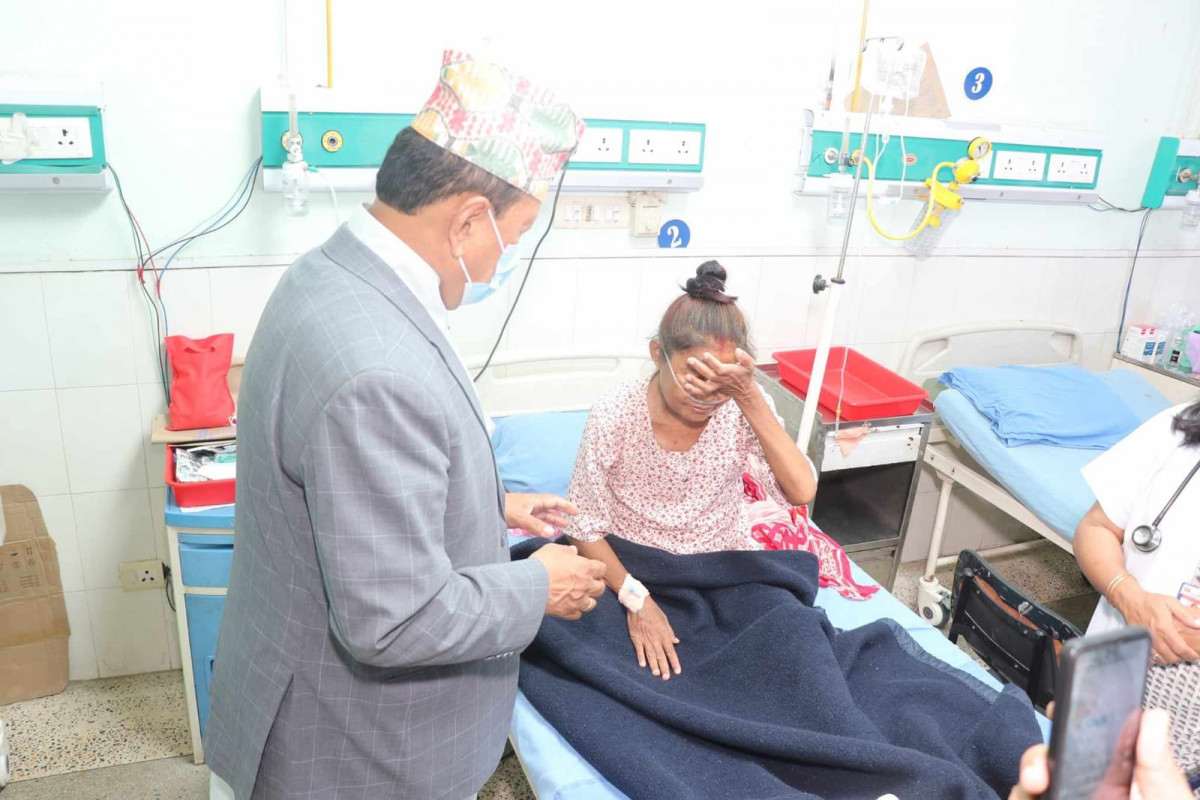 प्रत्यारोपण केन्द्रकालागि छिट्टै जग्गा खोजेर नयाँ भवन बनाउने स्वास्थ्य मन्त्री बस्नेतको प्रतिवद्वता