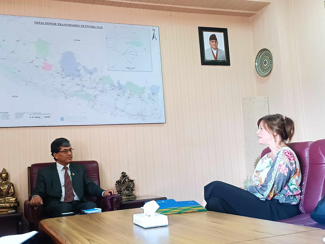 आयोग उपाध्यक्ष श्रेष्ठ र अष्ट्रेलियन राजदूतबीच भेटवार्ता
