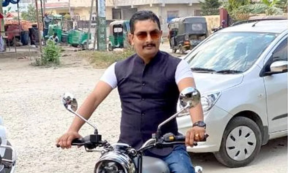 नेपाल इन्भेस्टमेन्ट मेगा बैंक हेटौंडाका शाखा प्रमुख निराजनले त्रिशूलीमा हाम फालेर गरे आत्महत्या !