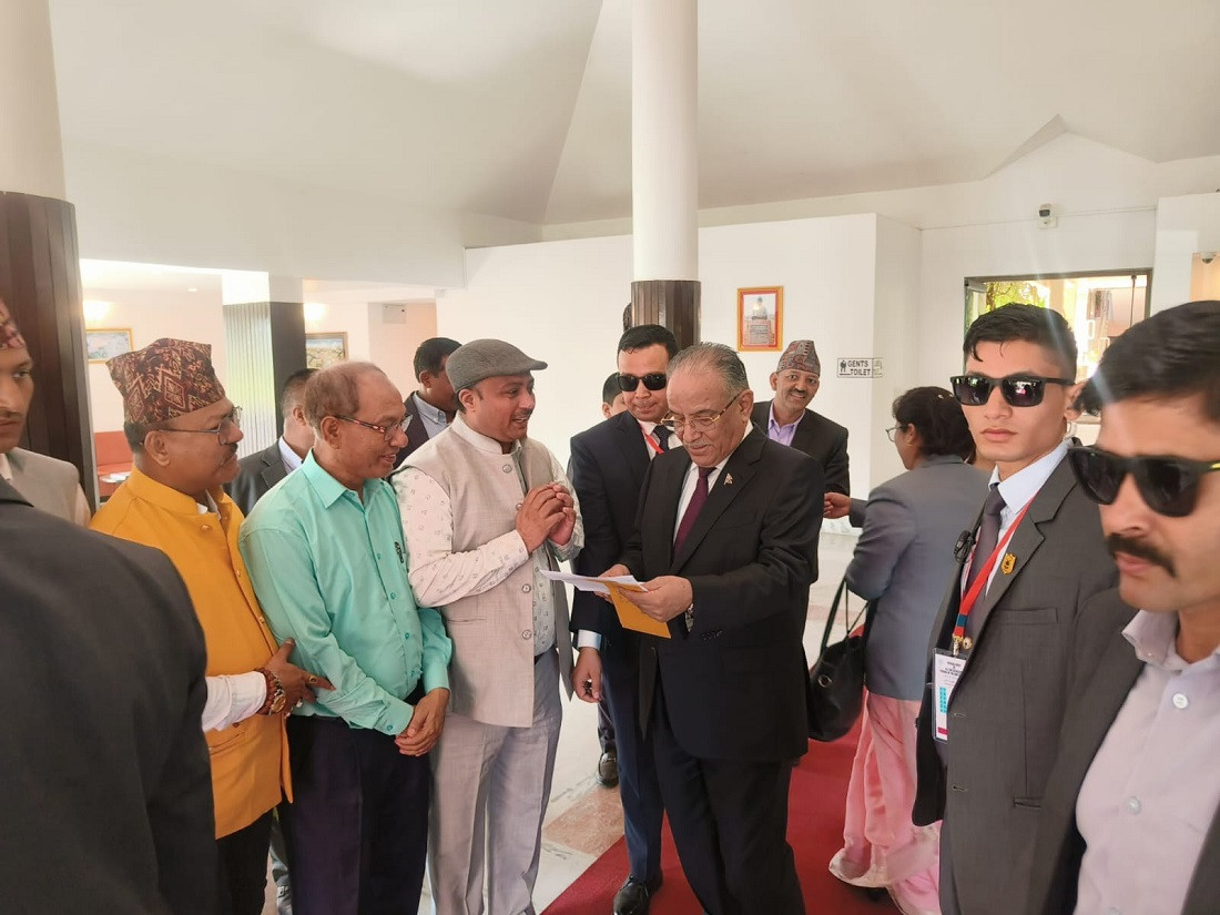 गौतमबुद्ध विमानस्थल नियमित सञ्चालनका लागि प्रधानमन्त्रीलाई सिद्धार्थ सञ्जालकाे पत्र