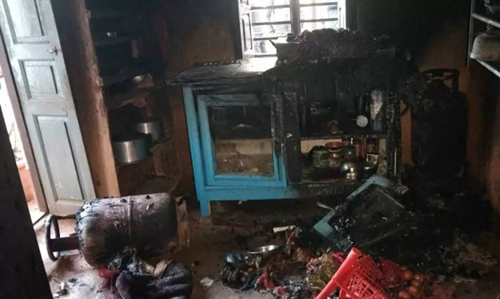 वडाध्यक्षको घरमा आगो लगाउनुको यस्तो रहेछ रहस्य