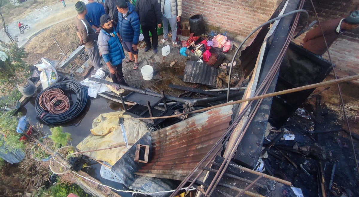 गोरखा नगरपालिकाको एक घरमा आगलागीबाट पूर्ण क्षति