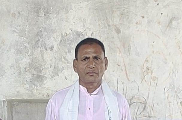 पक्राउ पुर्जी जारी भइसकेको व्यक्ति खुलेआम घुम्दै, प्रहरीकै भूमिका शंकास्पद 