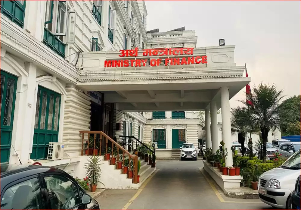 सरकारको आम्दानीभन्दा खर्च बढी
