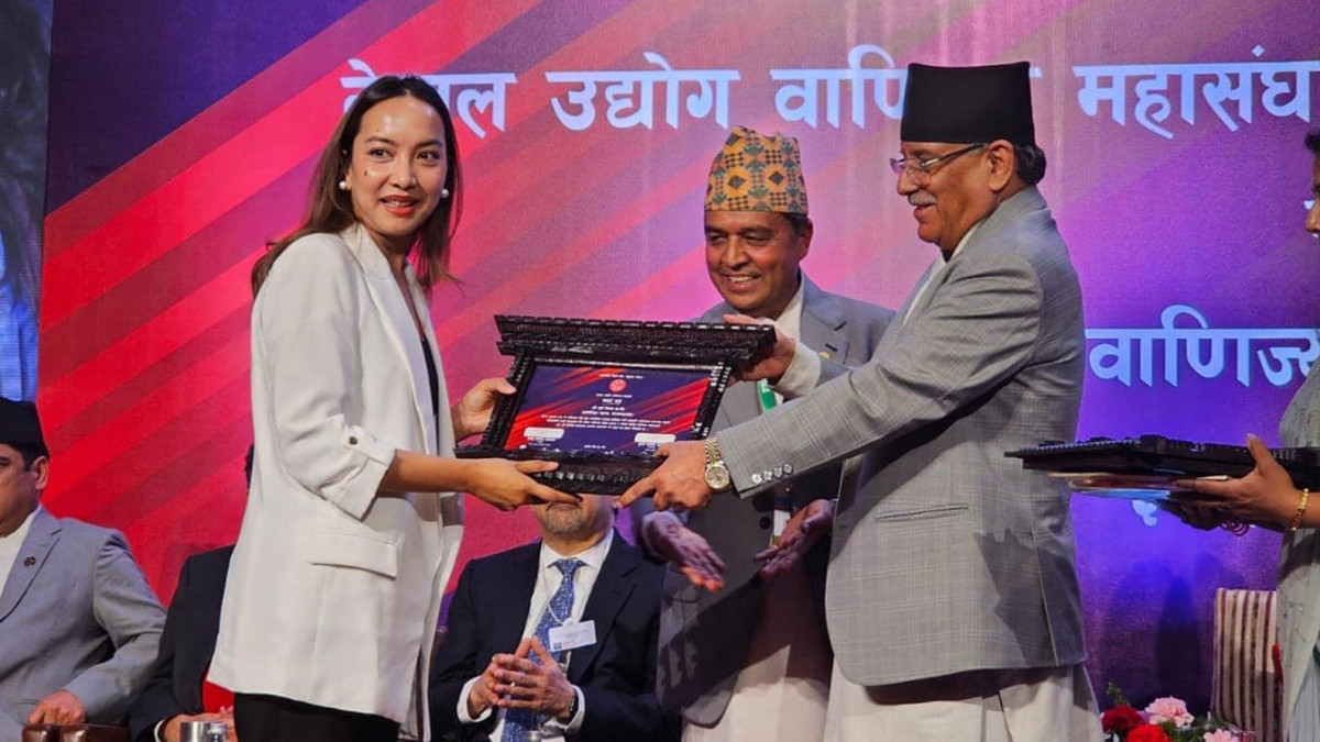 मनकामना दर्शन प्रा.लि. उघोग वाणिज्य महासङ्घद्वारा सम्मानित