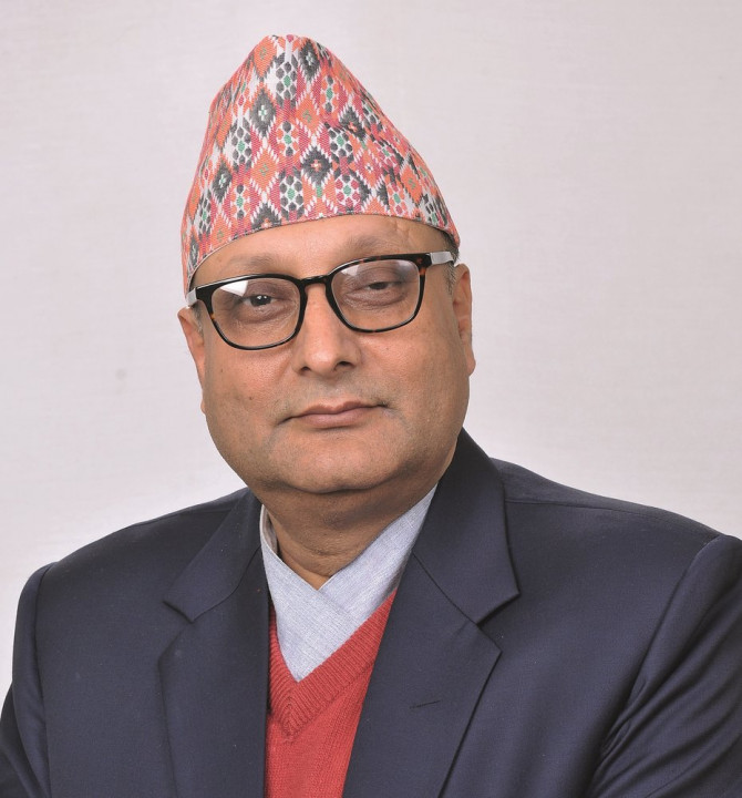 राष्ट्रिय वाणिज्य बैंकको सीईओमा देबेन्द्ररमण खनाल चार वर्षका लागि नियुक्त
