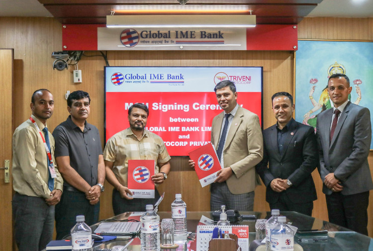 ग्लोबल आइएमई बैंक र त्रिवेणी मोटोकर्पबीच विद्युतीय सवारी कर्जासम्बन्धी सम्झौता