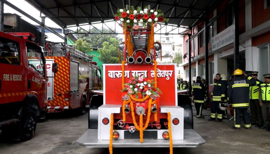 ललितपुरमा एकसय ६ वर्ष पुरानो डेनिस दमकल सञ्चालनमा 