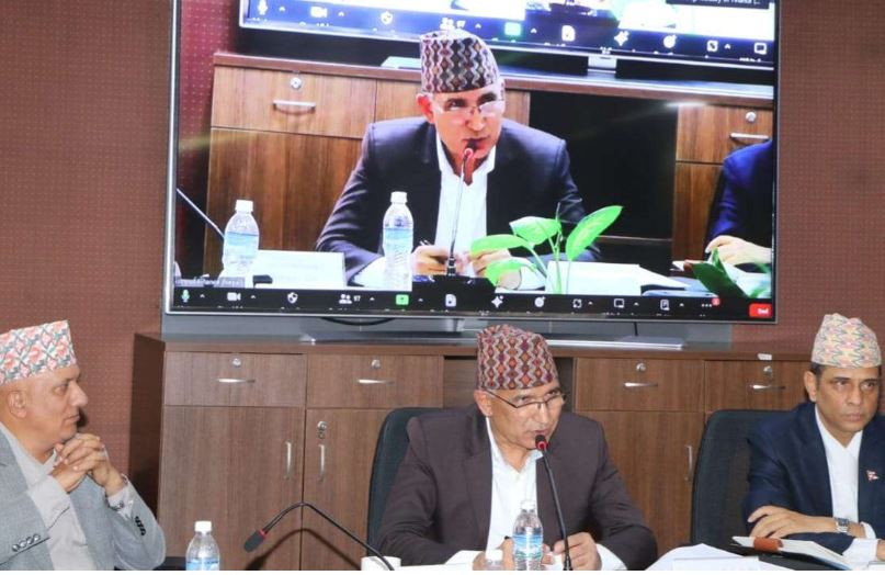 राजस्व संकलनको लक्ष्य पूरा गर्नेगरी काम गर्न अर्थमन्त्रीको निर्देशन