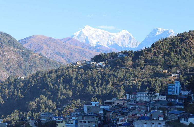 मनै लोभ्याउने सल्लेरीबाट आँखै अगाडी देखिने नुम्बुर हिमालको दृष्य 