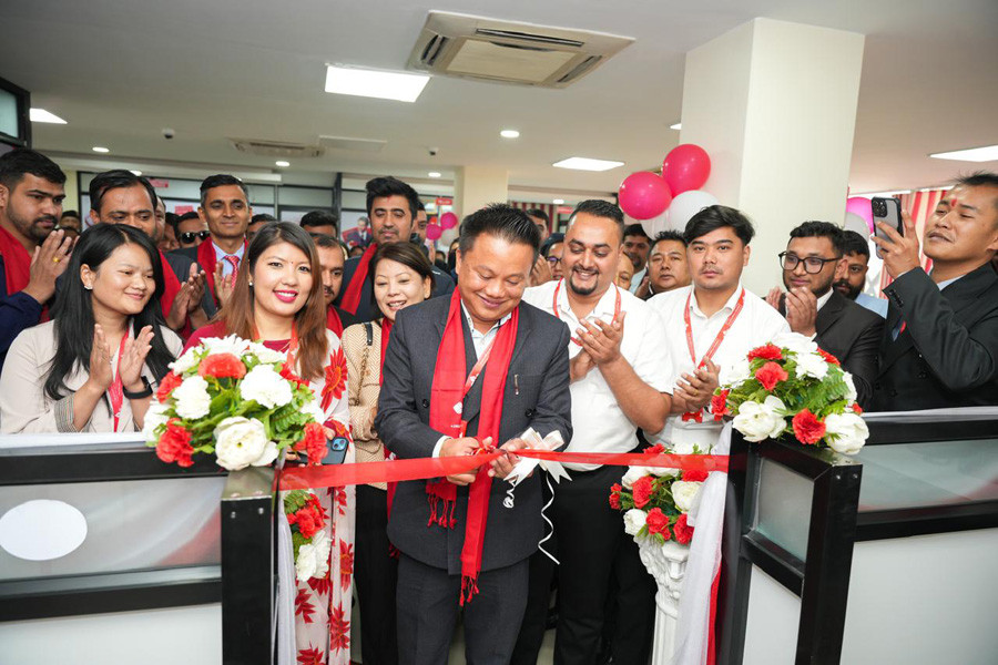 गण्डकीमा प्रभु बैंकको उद्यम र उपभोक्तालाई लक्षित केन्द्रको उद्घाटन