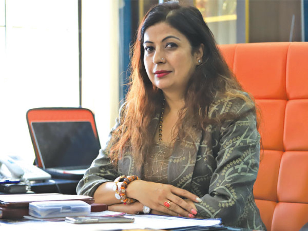 प्रभु बैंककी निर्देशक लामिछानेद्वारा स्रोतको चरम दुरुपयोग, विज्ञापनवापत लिन्छिन् मासिक ५ लाख ६५ हजार रुपैयाँ