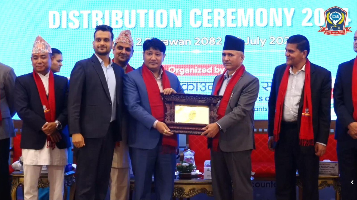 नेपाल इन्स्योरेन्स कम्पनीले पायो उत्कृष्ट वार्षिक प्रतिवेदन तयार गरे वापत गोल्ड अवार्ड सम्मान