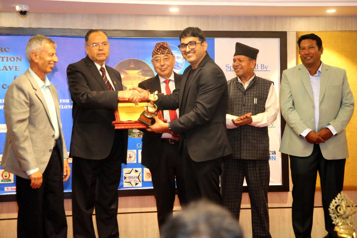आदिम नेसनल कलेजलाई सार्क एजुकेसन अवार्ड अन्तर्गत उत्कृस्ट “Emerging IT College Award”