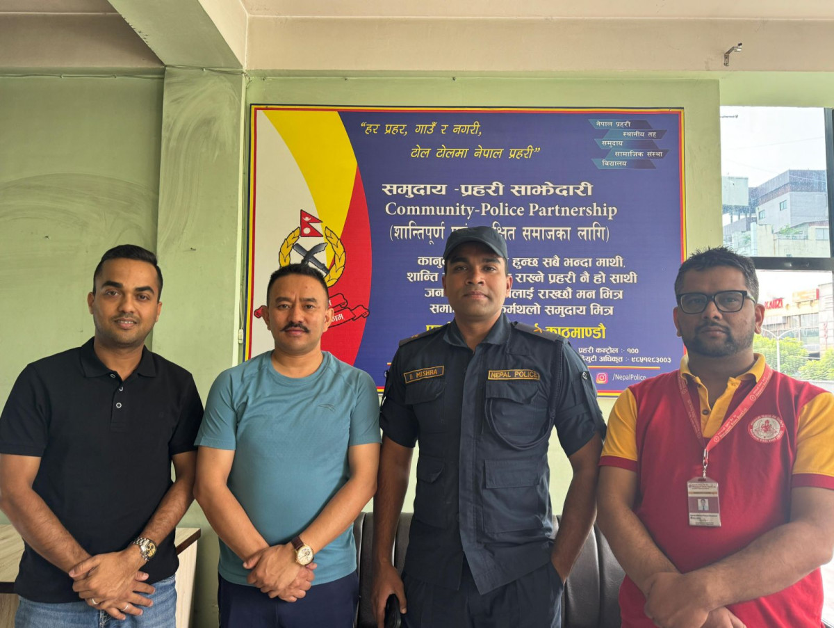 महालक्ष्मी विकास बैंकद्धारा प्रहरी वृत दरबारमार्गको कार्यालय भवनमर्मत सम्भारमा सहयोग