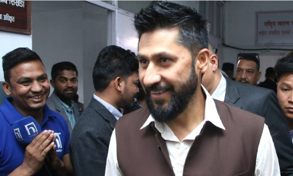 आफन्तलाई नियुक्ति नदिलाउन सांसदहरूलाई सभापति रवि लामिछानेको निर्देशन