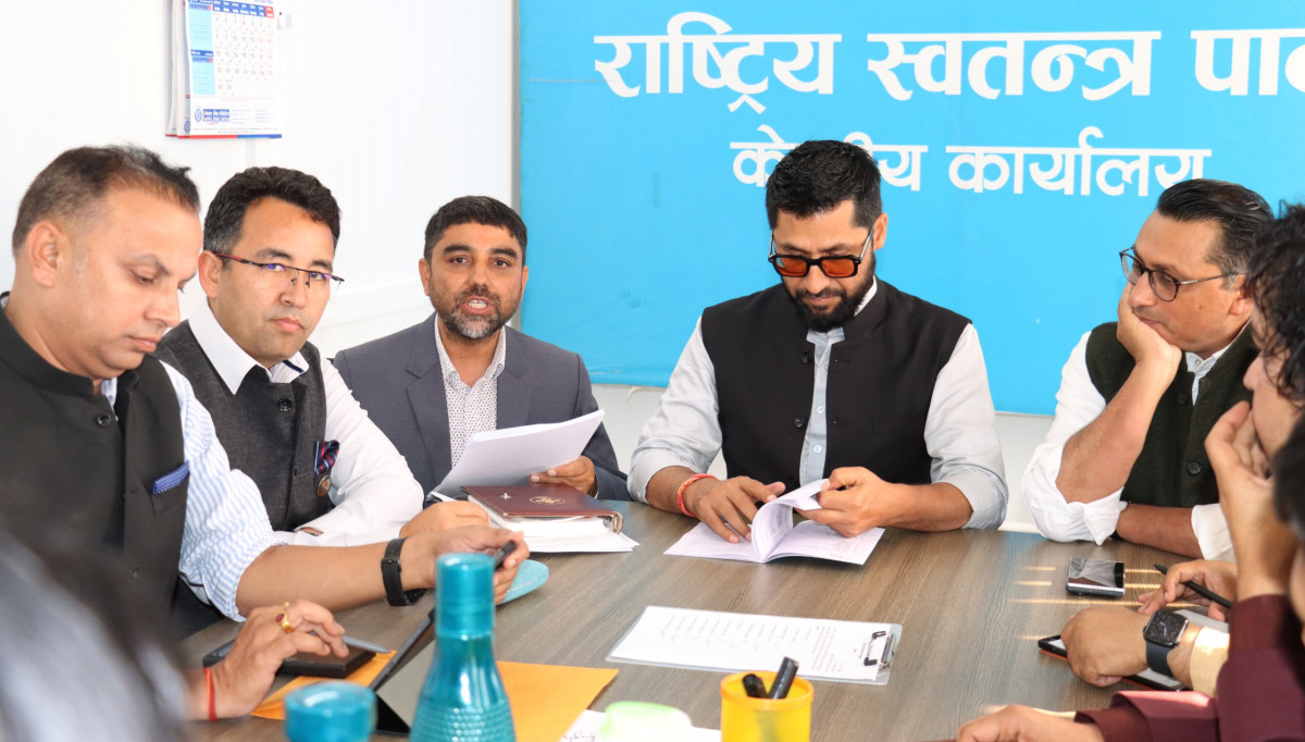 भूपदेवलाई महामन्त्री बनाउँदा, सागर ढकाल र सरिताश्री सचिवालयमा, यस्तो बन्यो रास्वपा सचिवालय