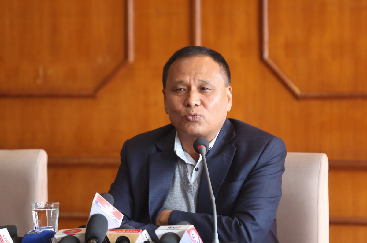 रङ परिवर्तनभन्दा सोच परिवर्तन आवश्यक छ: कुलमान घिसिङ