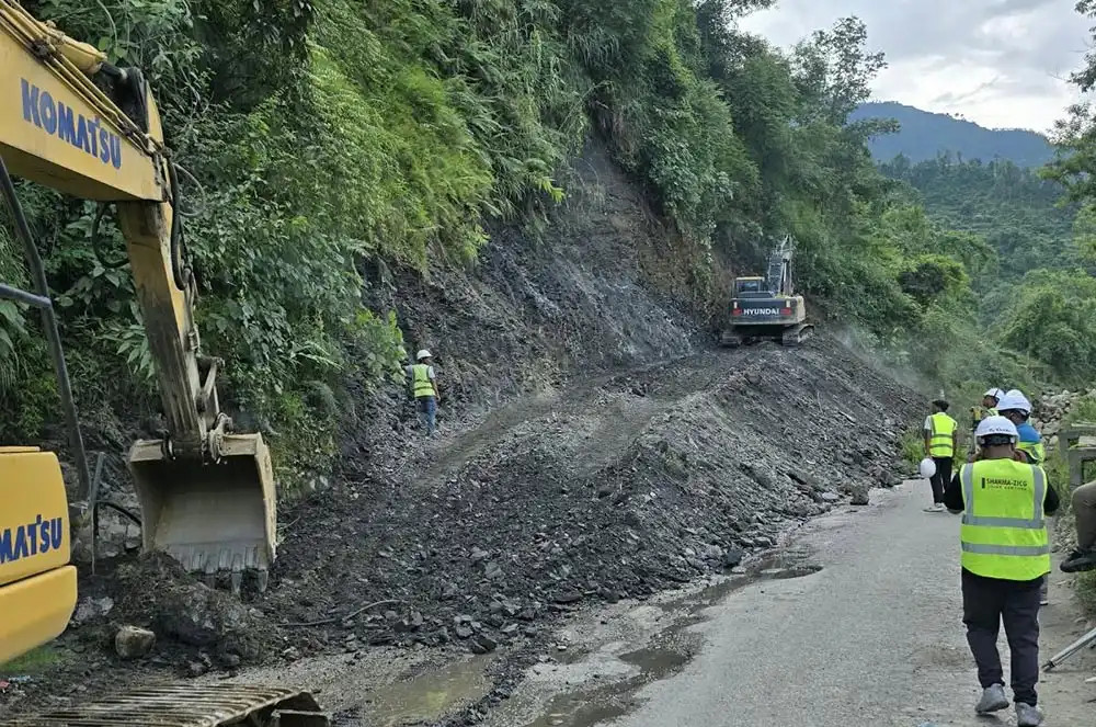 कृष्णभिर ट्र्याक खोल्ने काम जारी