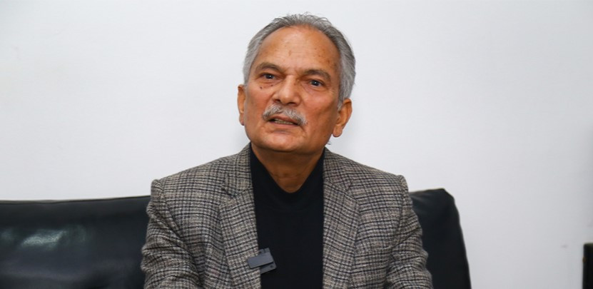 सरकार परिवर्तनको चर्चा चल्न थाल्नु विडम्बनापूर्ण : बाबुराम